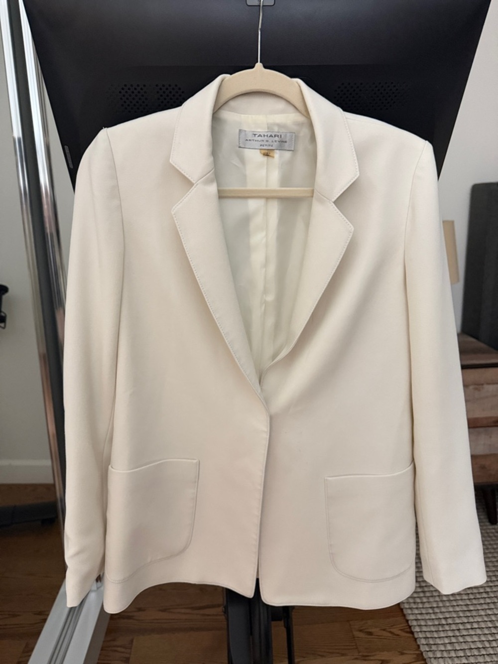 Tahari Off White Women's Oversized Blazer Jacket